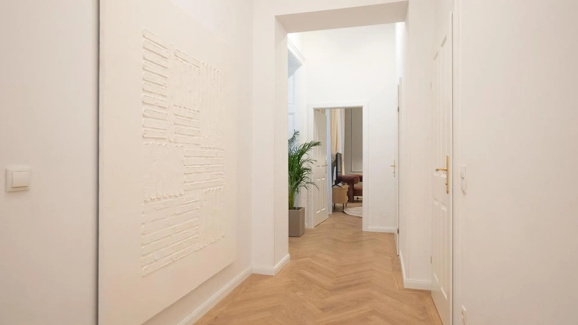 Apartman Chic & Cozy 104M2 Flat, Walk To Top Attractions Bécs
