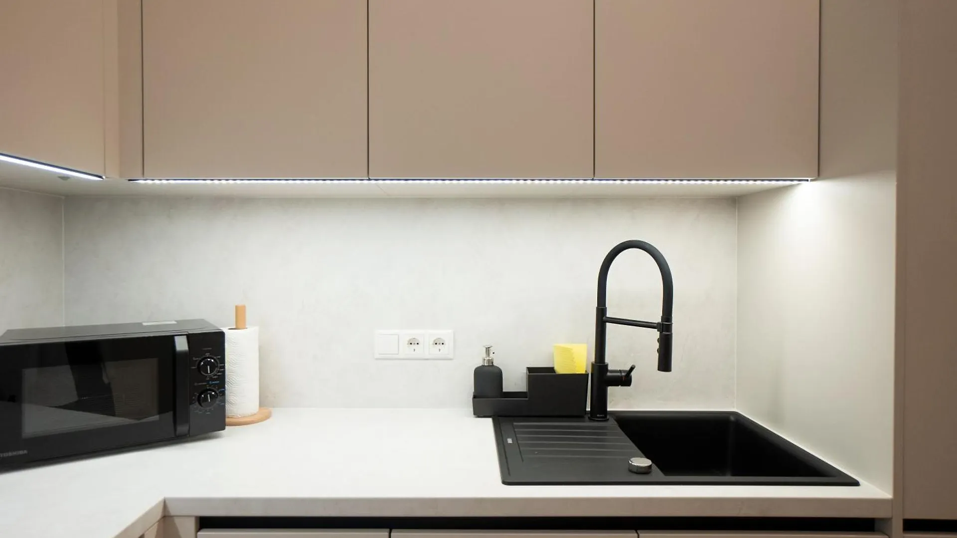 Chic & Cozy 104M2 Flat, Walk To Top Attractions Vienna Austria