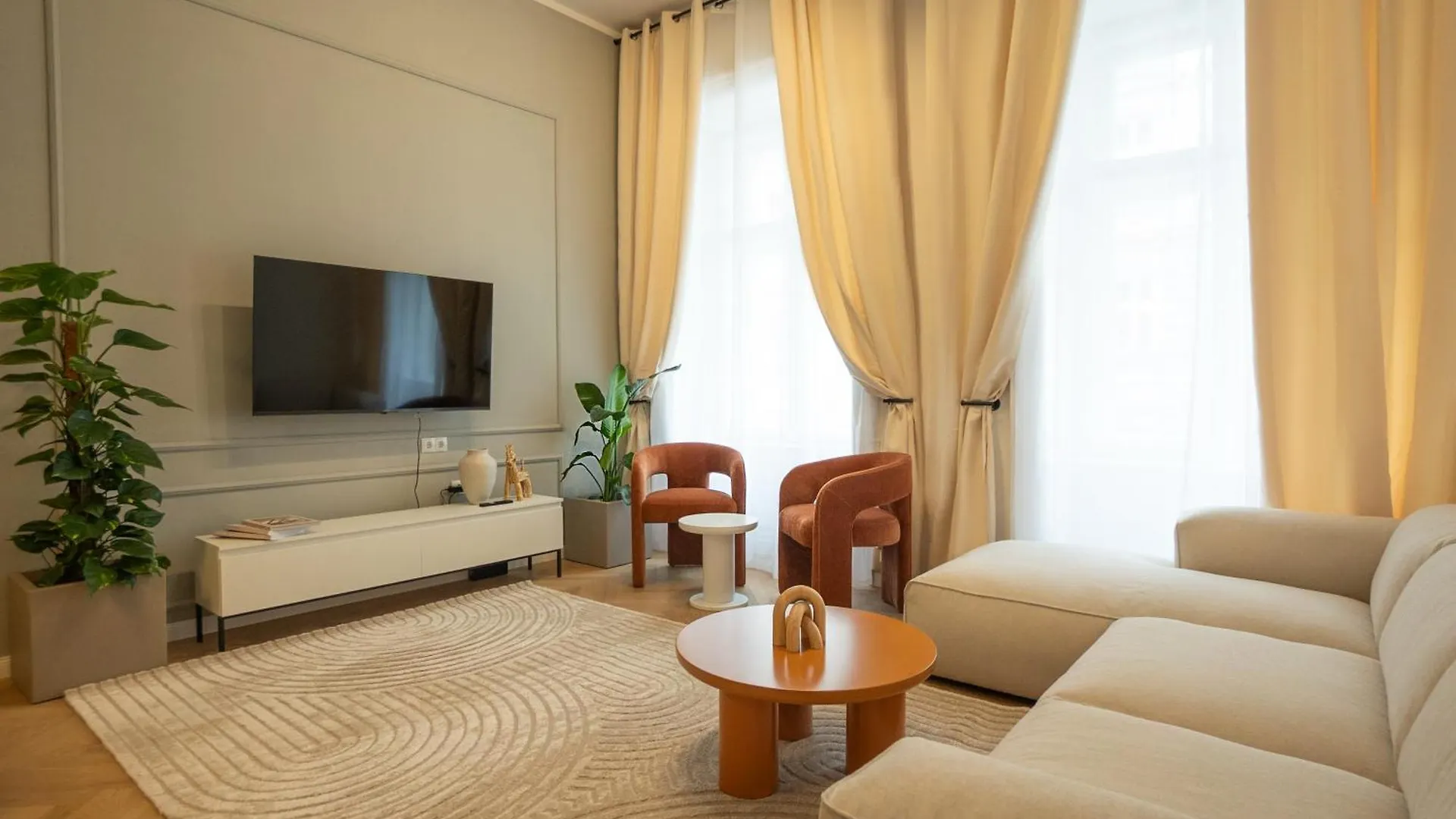 Chic & Cozy 104M2 Flat, Walk To Top Attractions Viyana